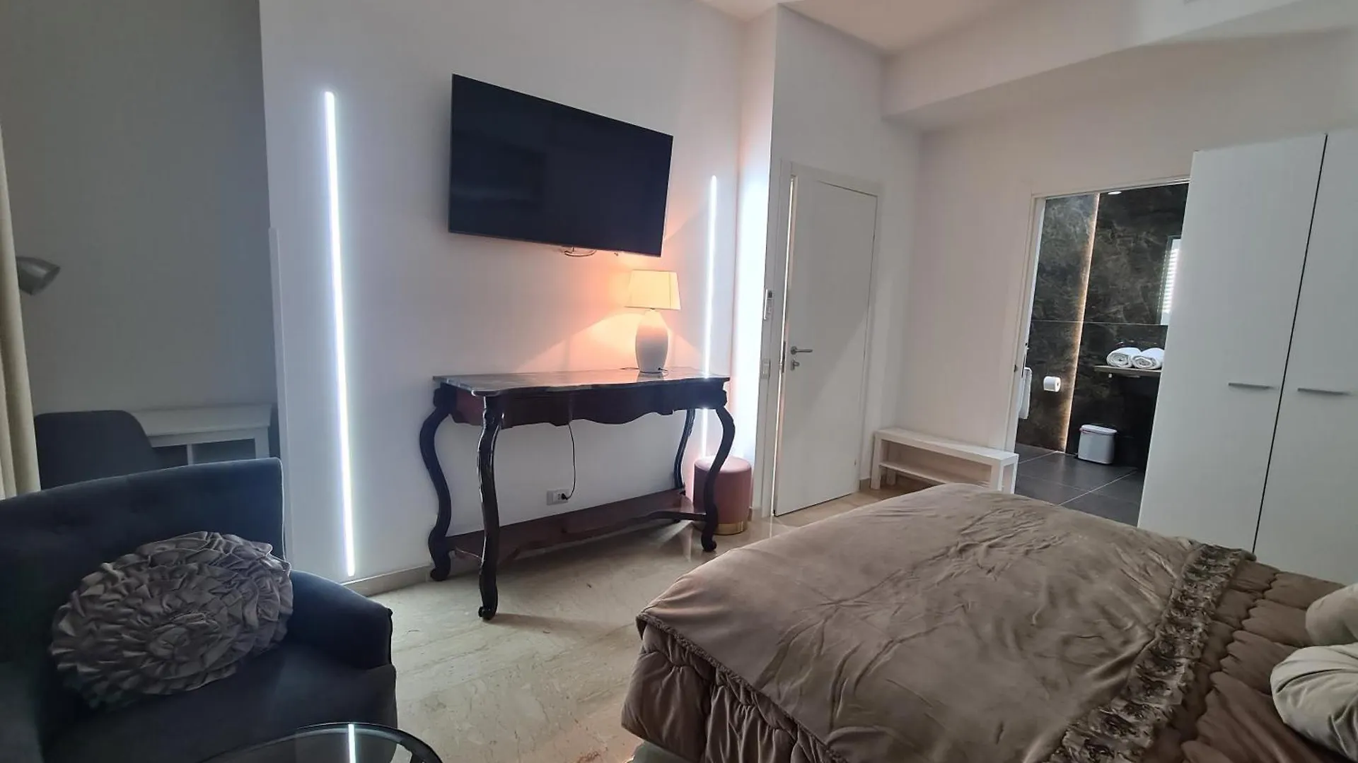 Ruggero Settimo Prestige Hotel Palermo 0*,  Italien