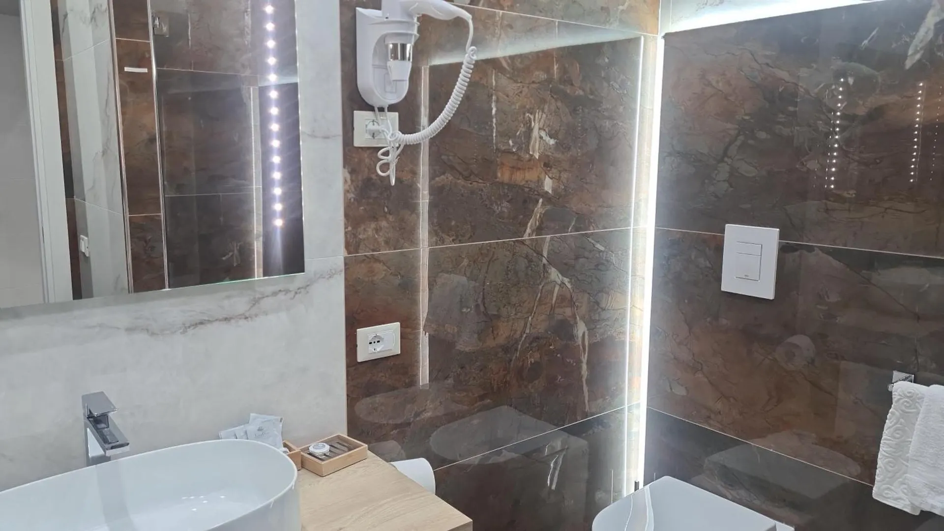 Hotel Ruggero Settimo Prestige Palermo